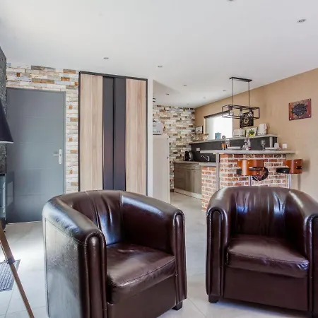 Apartment Near Blockhouse Of
